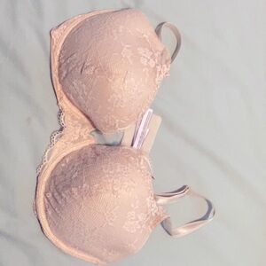 Victoria’s Secret Plunge Bra  lace lined. Nude color. EUC